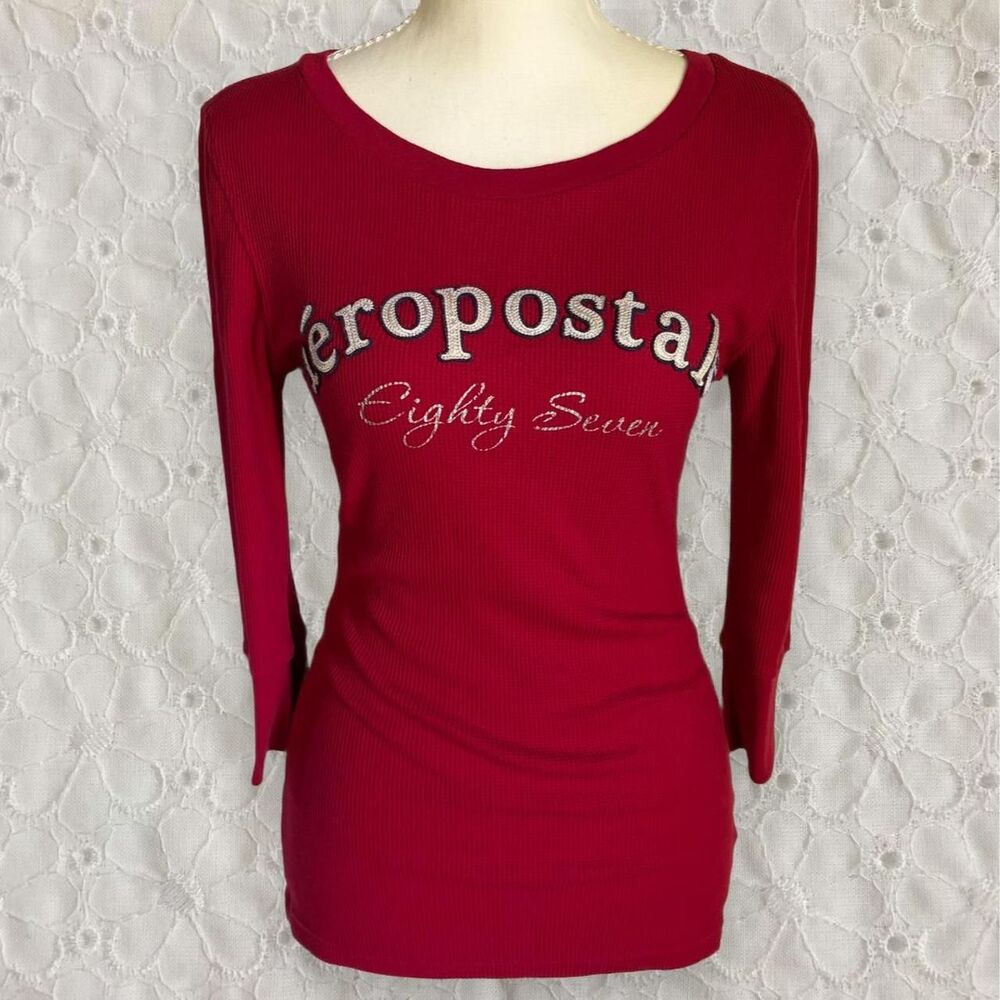 Vintage Y2K Aeropostale Red Waffle Knit 3/4 Sleeve Shirt